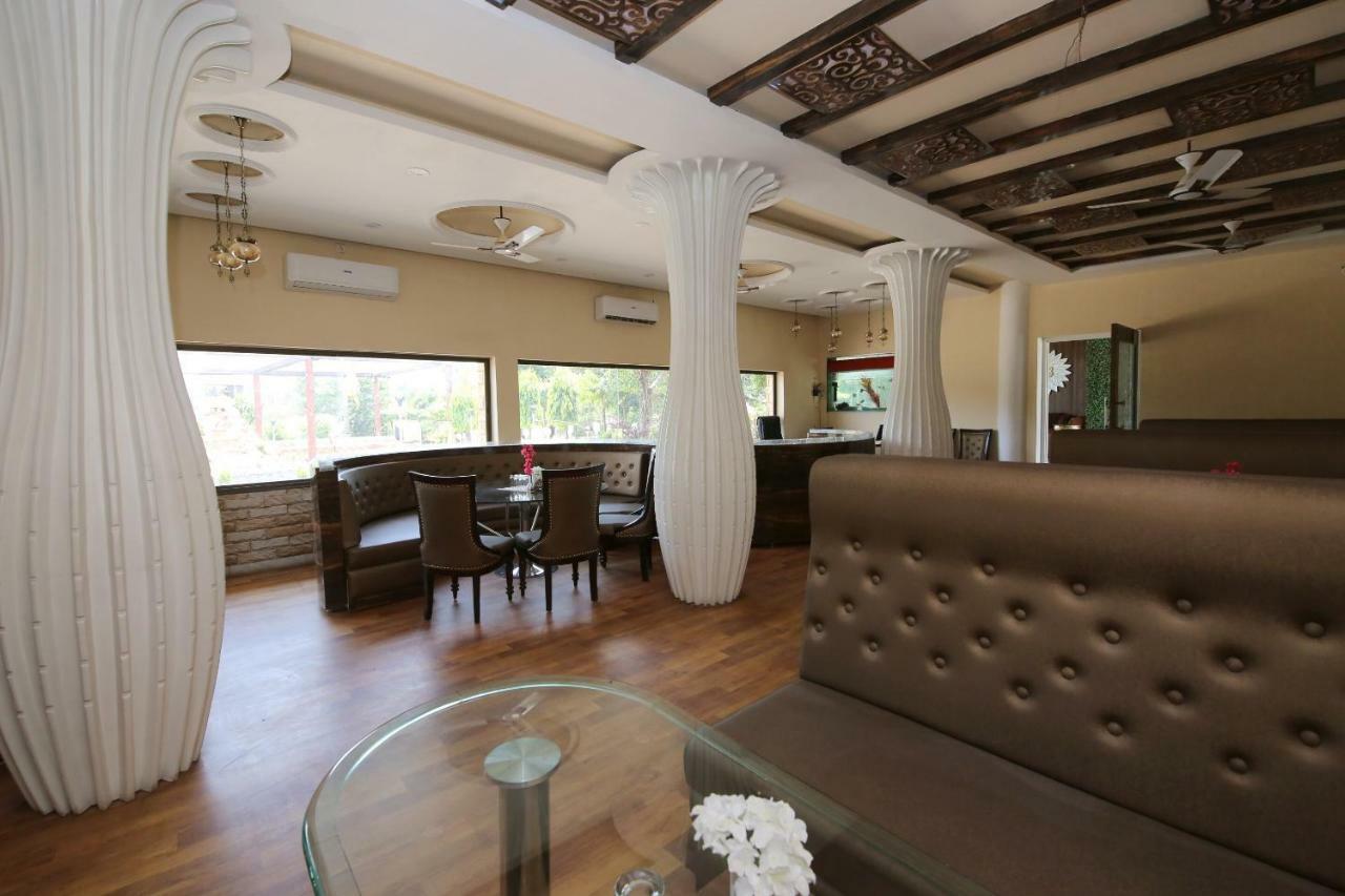 Oyo 38414 Rain Basera Resort Jabalpur Zewnętrze zdjęcie