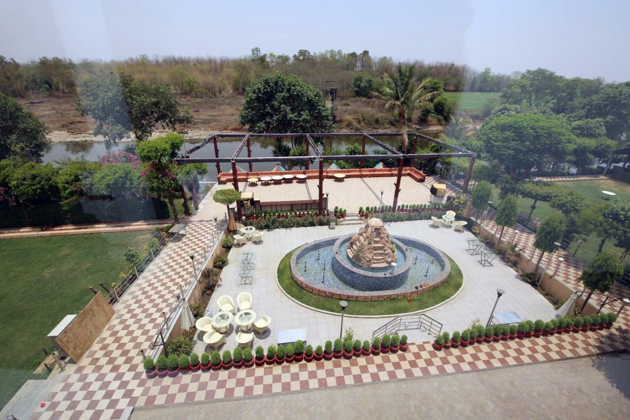 Oyo 38414 Rain Basera Resort Jabalpur Zewnętrze zdjęcie